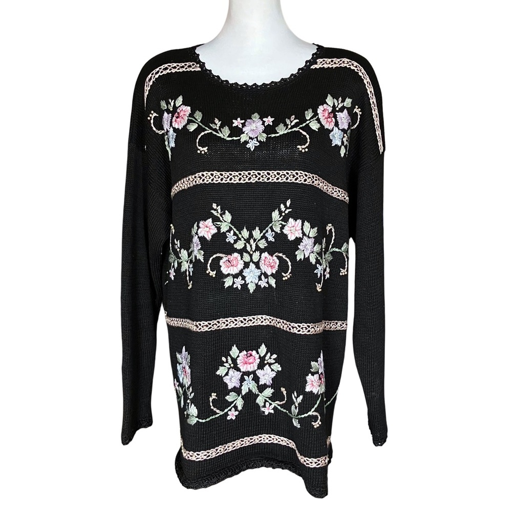 Vintage 90s Cottagecore Floral Embroidered Oversized Sweater. Large. Grandmacore